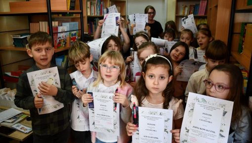 Pasowanie na czytelnika uczniów klasy I