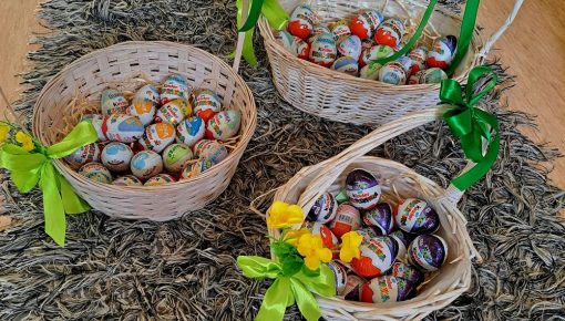 🐰🥚 Wielkie szukanie jaj wielkanocnych w naszej szkole 🥚🐰