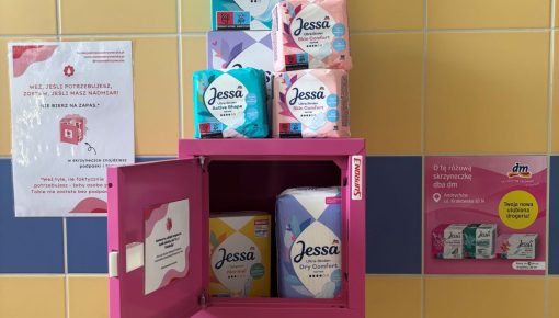 💗 Różowa skrzyneczka w naszej szkole 💗